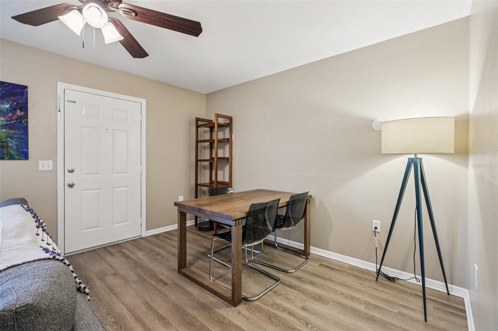 CHARLES TOWNE - Residential