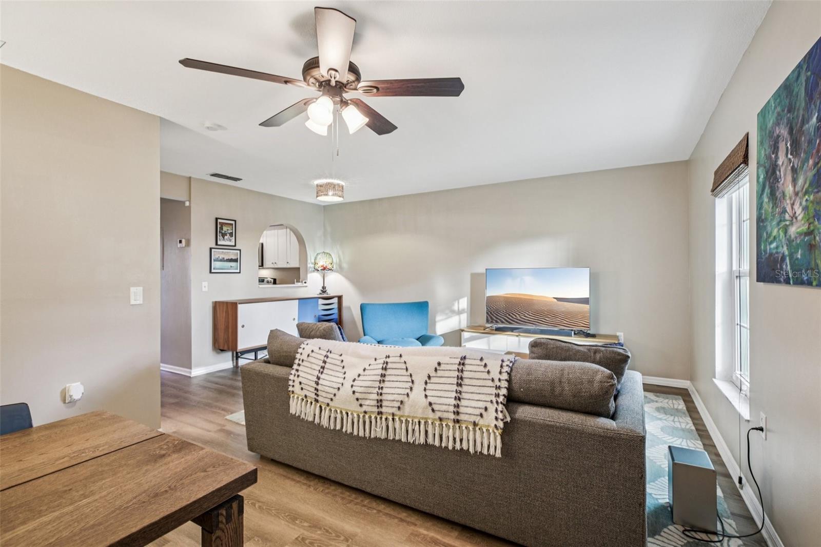 CHARLES TOWNE - Residential