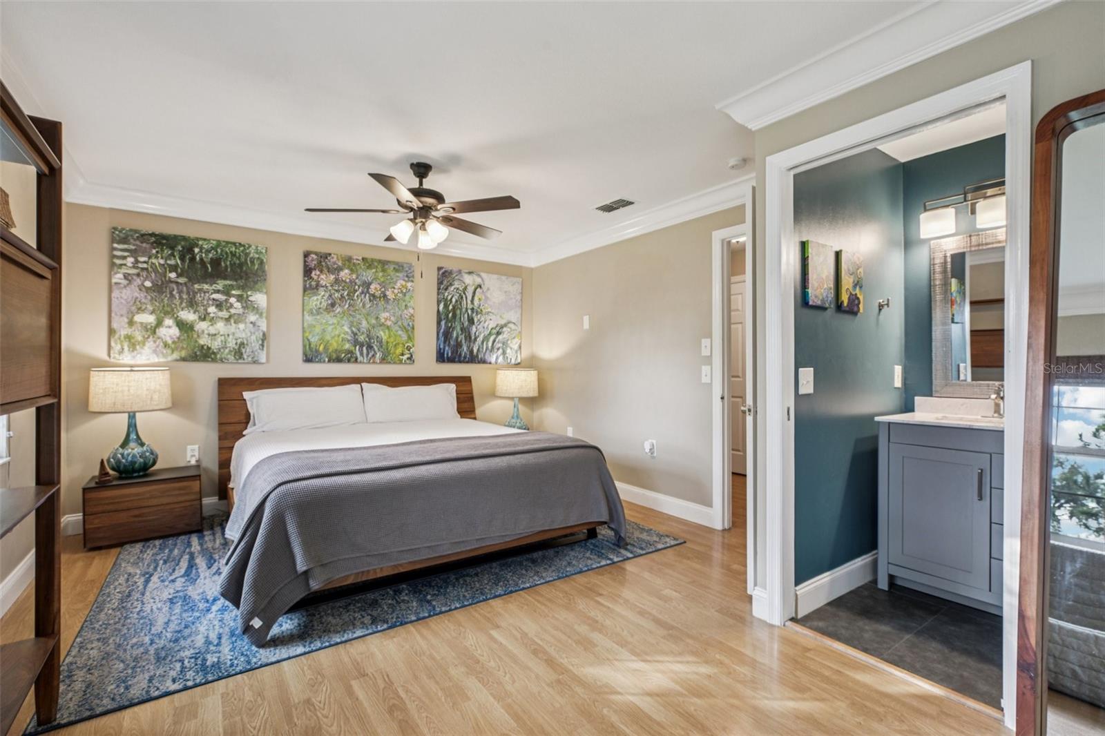 CHARLES TOWNE - Residential