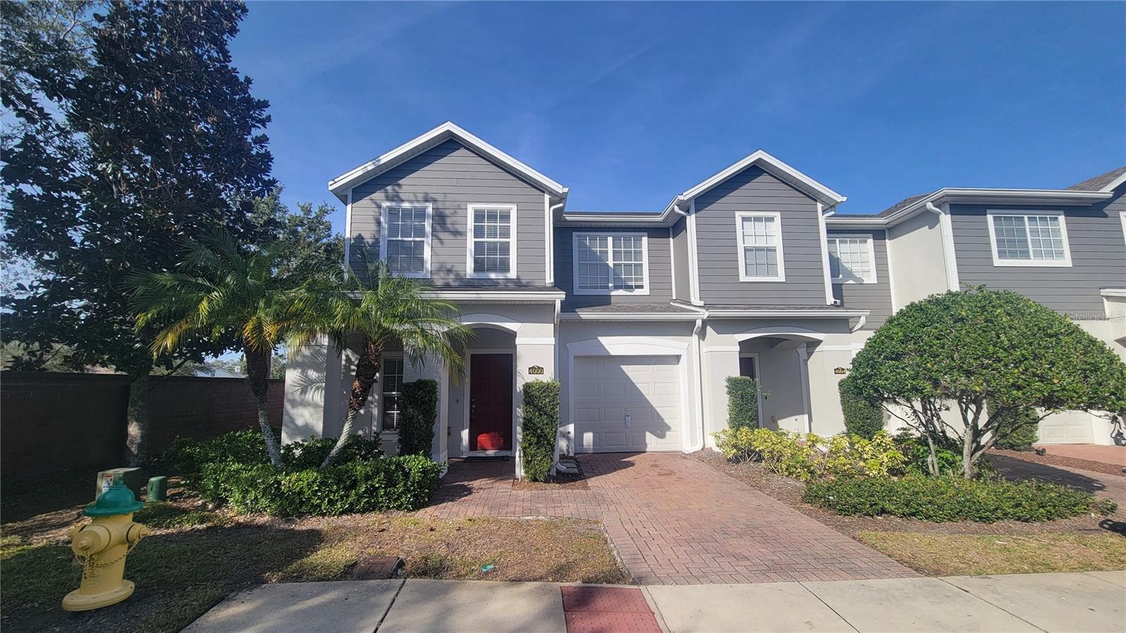 HERITAGE COMMONS - Residential Lease