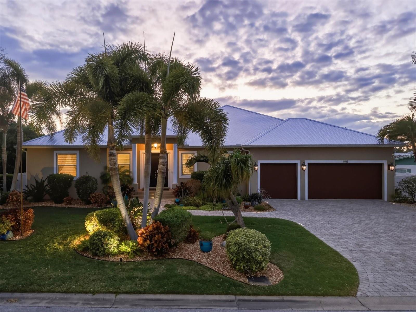 CORAL SHORES UNIT 1 - Residential