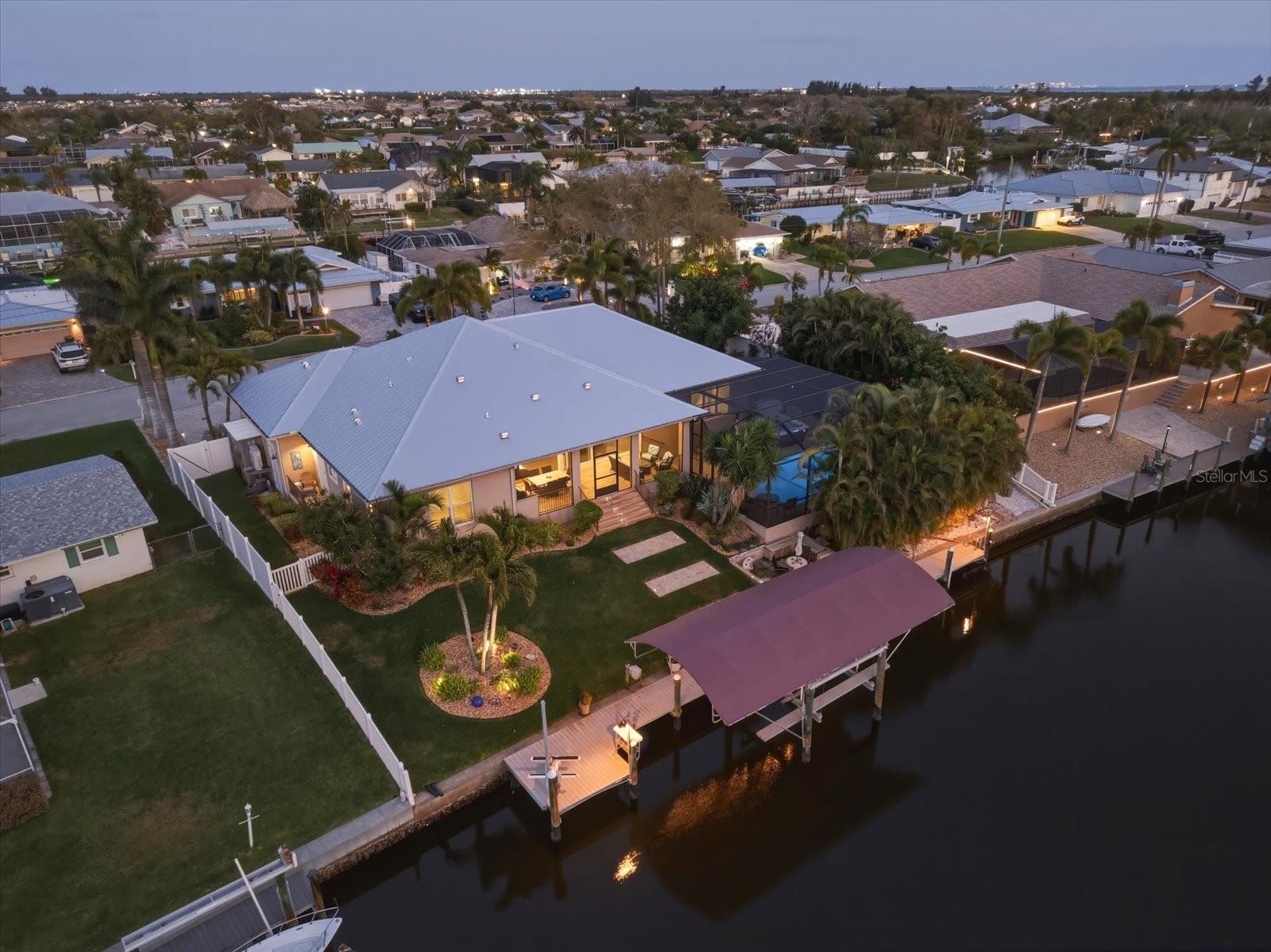 4916 CORAL BOULEVARD