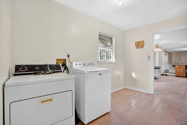 SEMINOLE ESTATES - Residential