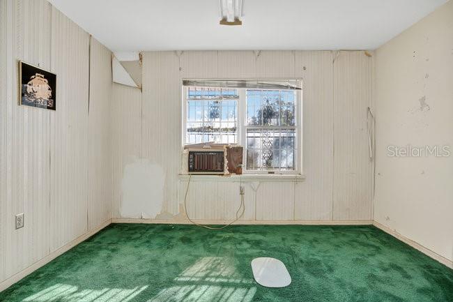 SEMINOLE ESTATES - Residential