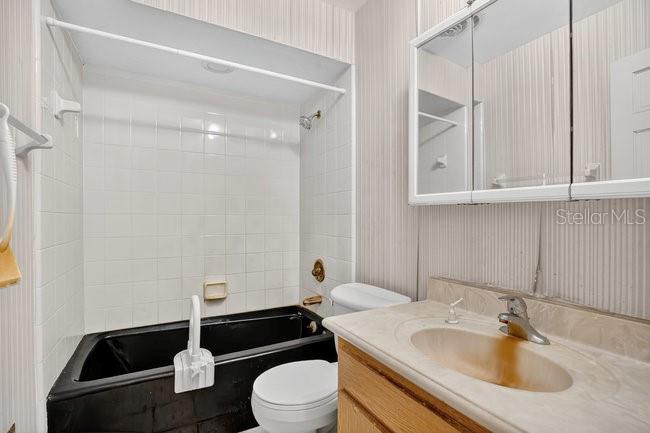 SEMINOLE ESTATES - Residential