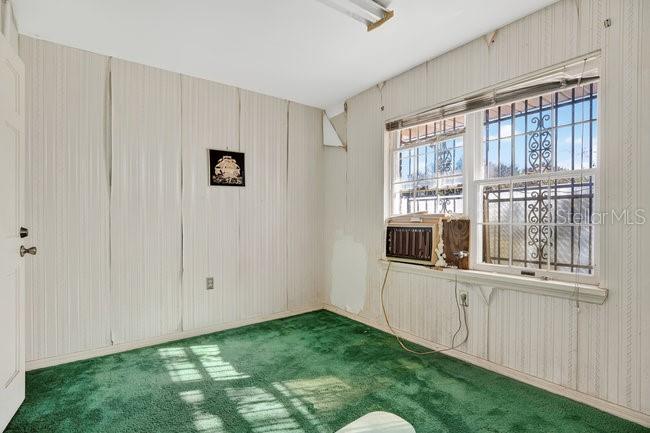 SEMINOLE ESTATES - Residential