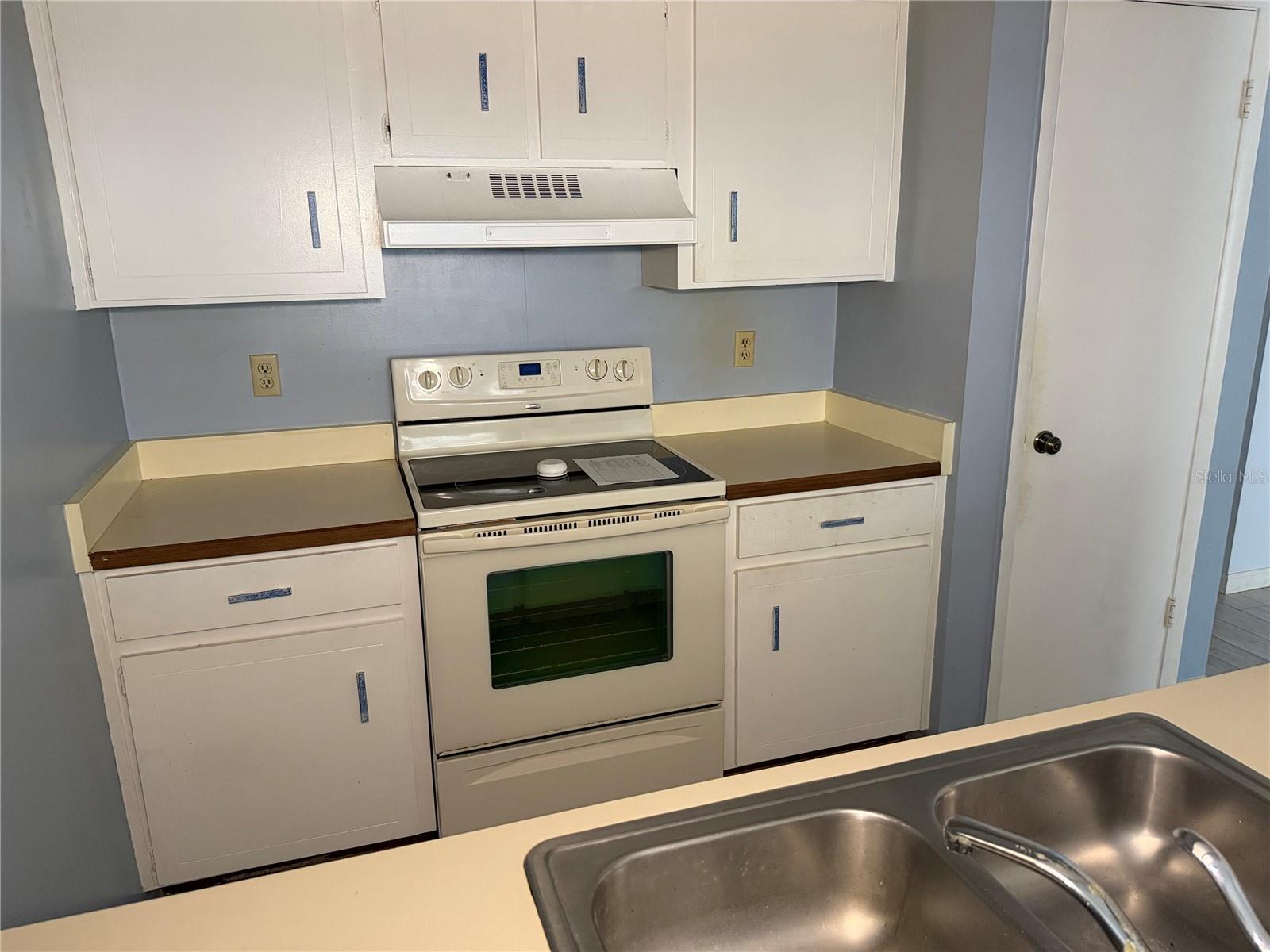 INDIGO WOODS EAST CONDO PH 01 - Residential