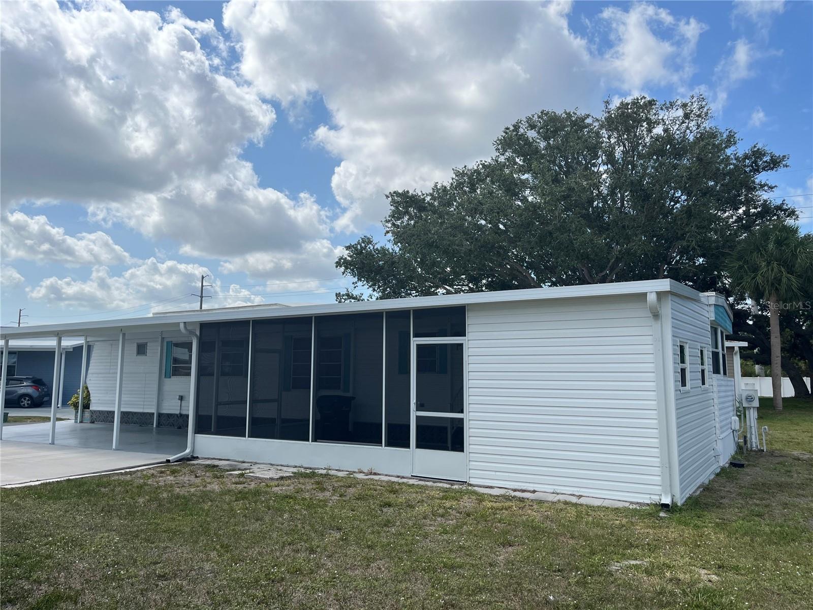 VENICE ISLE - Residential