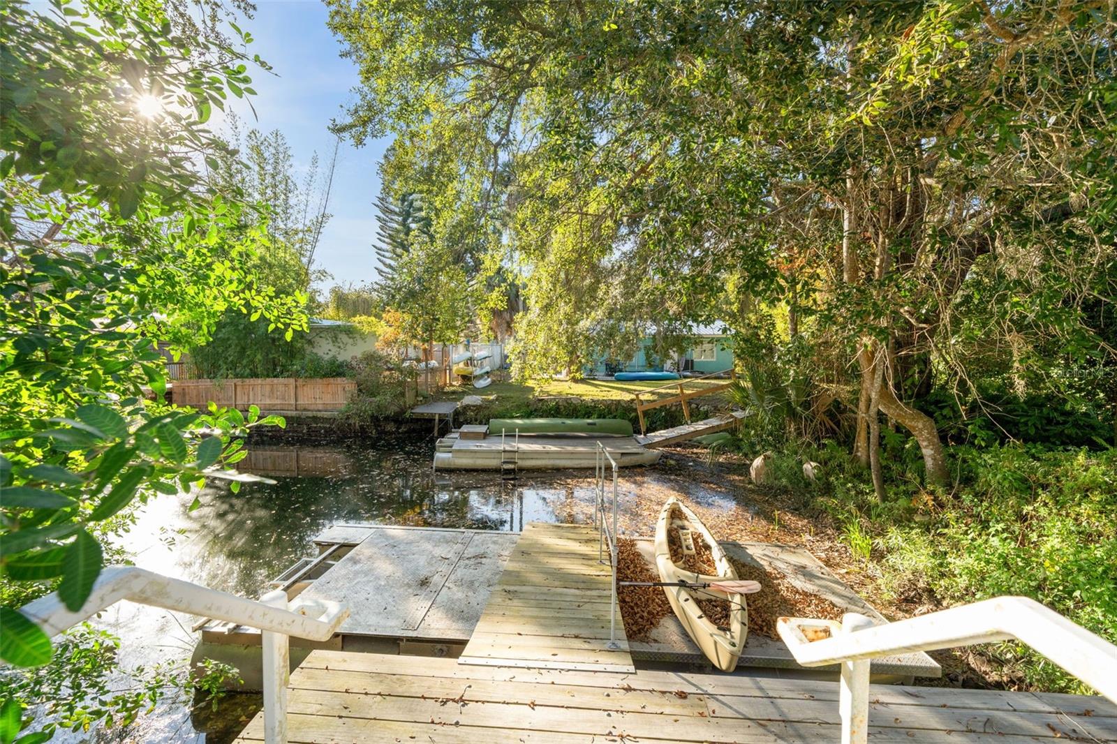 WEEKI WACHEE GARDENS - Land