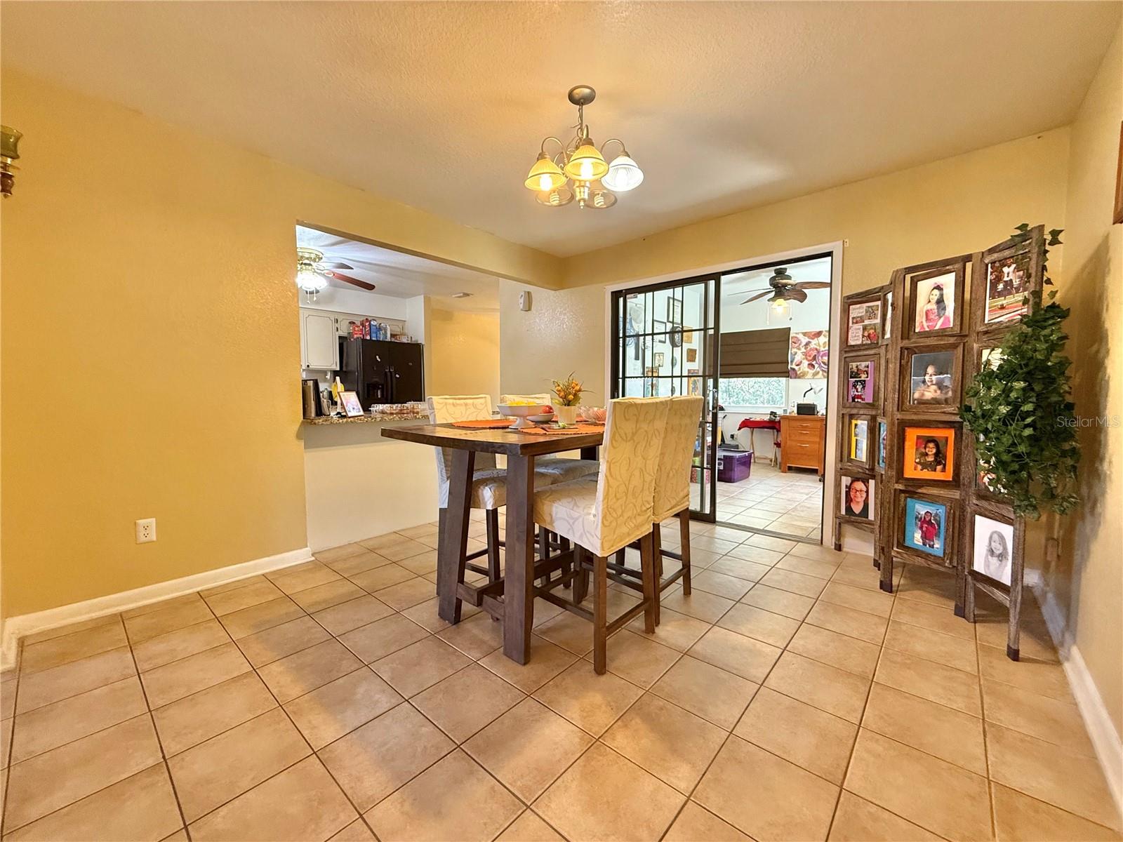 MARION OAKS UN 01 - Residential