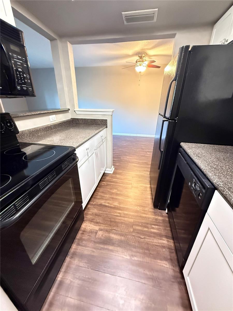 STRATFORD A WINTER PARK CONDO - Residential