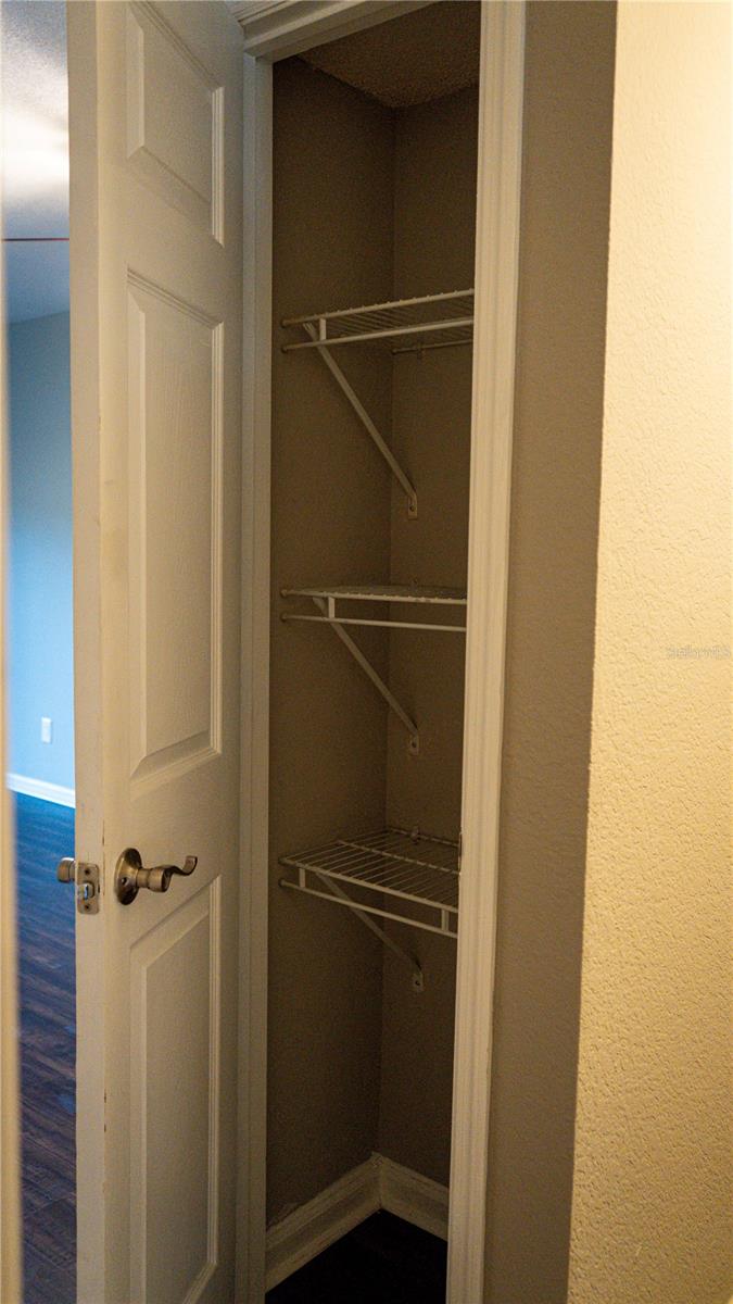 151 LEWFIELD CIRCLE 4