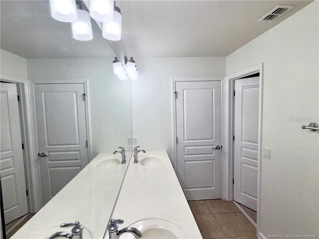 LAKE SAWYER SOUTH PH 03 - Residential