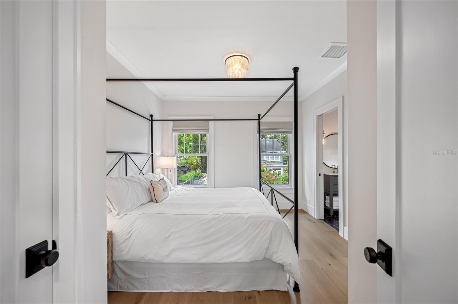 NEW SUBURB BEAUTIFUL - Residential