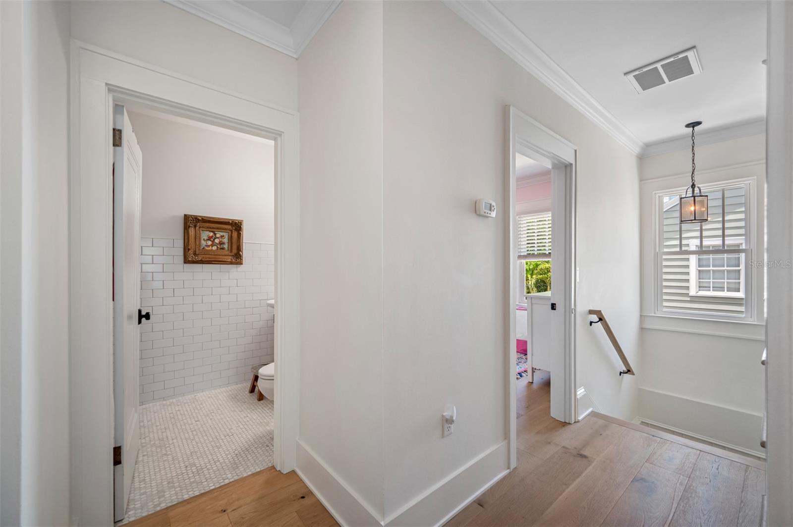 NEW SUBURB BEAUTIFUL - Residential