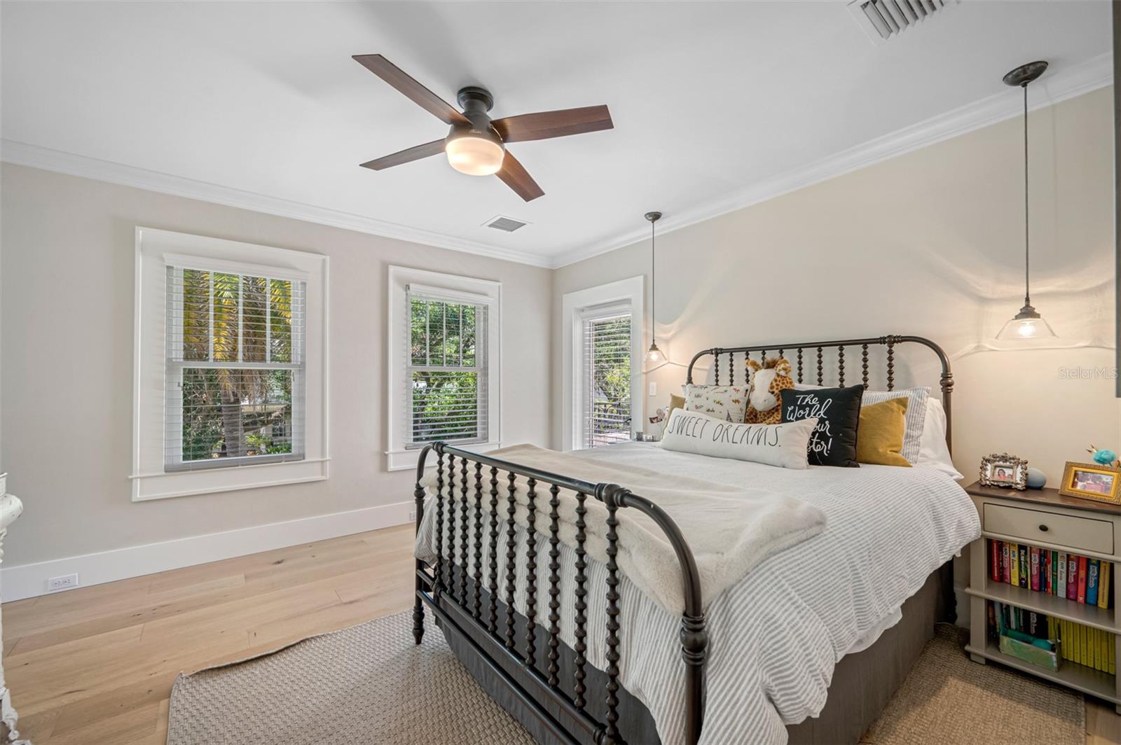 NEW SUBURB BEAUTIFUL - Residential