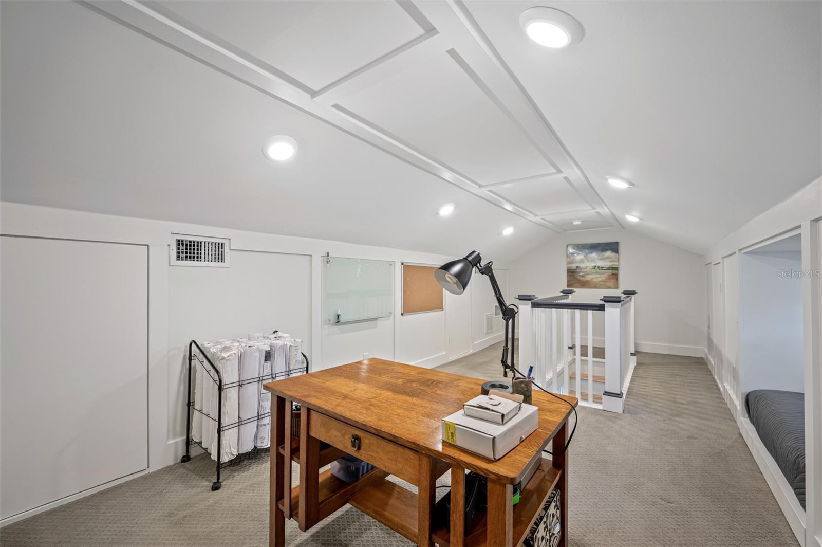 NEW SUBURB BEAUTIFUL - Residential