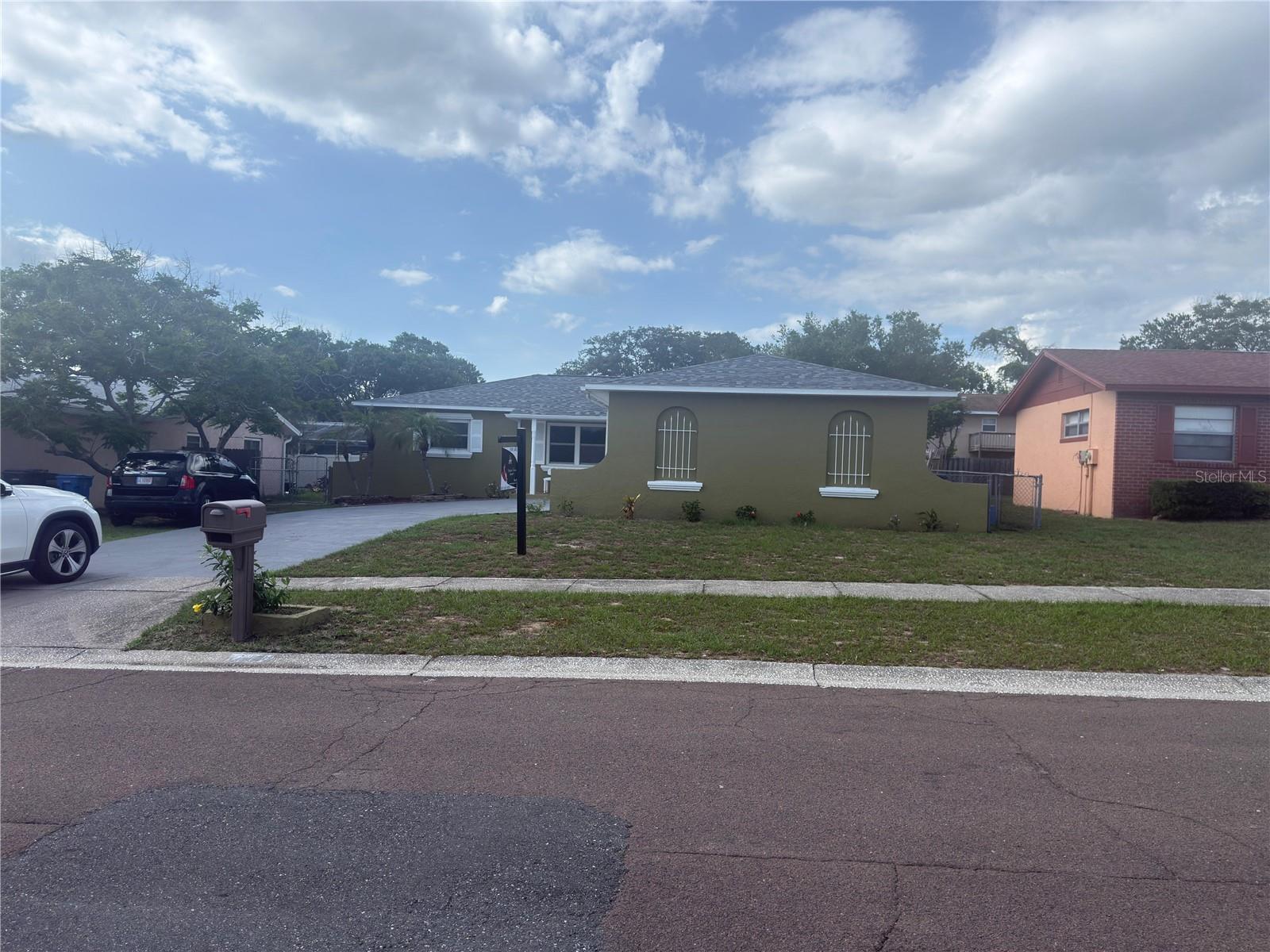 1213 CROYDONWOOD CIR