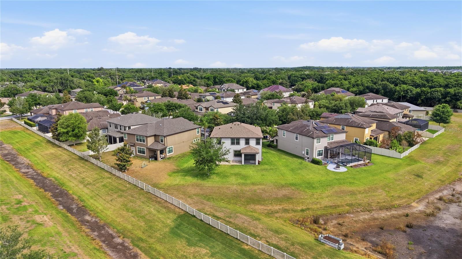 ESTUARY PH 5 - Residential