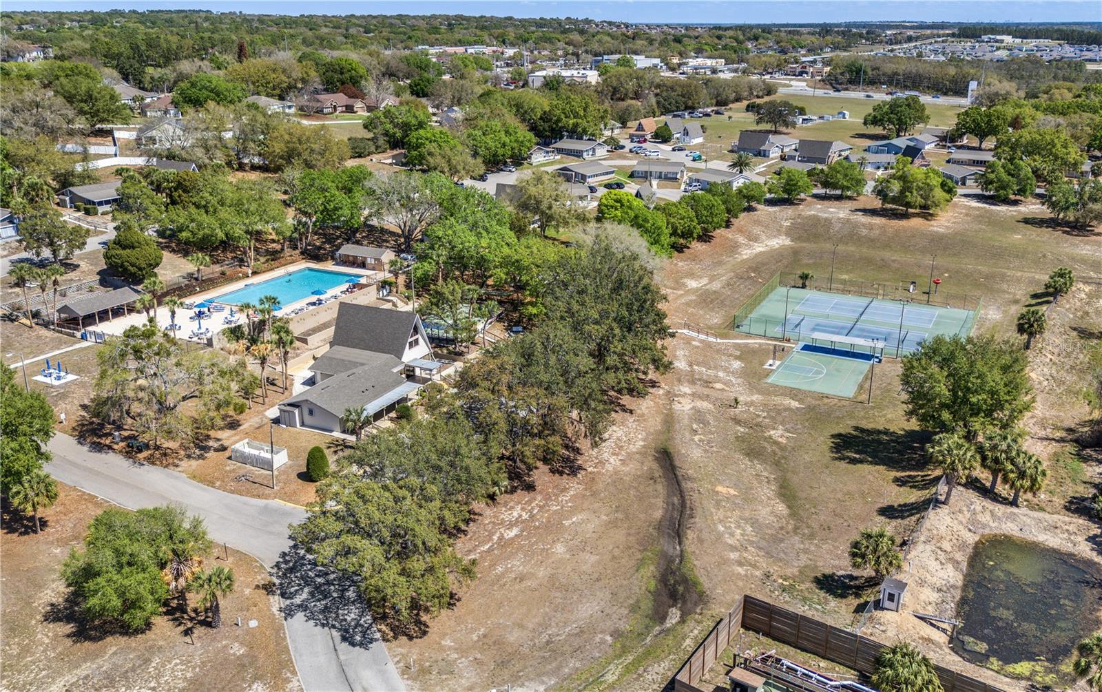 VACATION VILLAGE - Residential