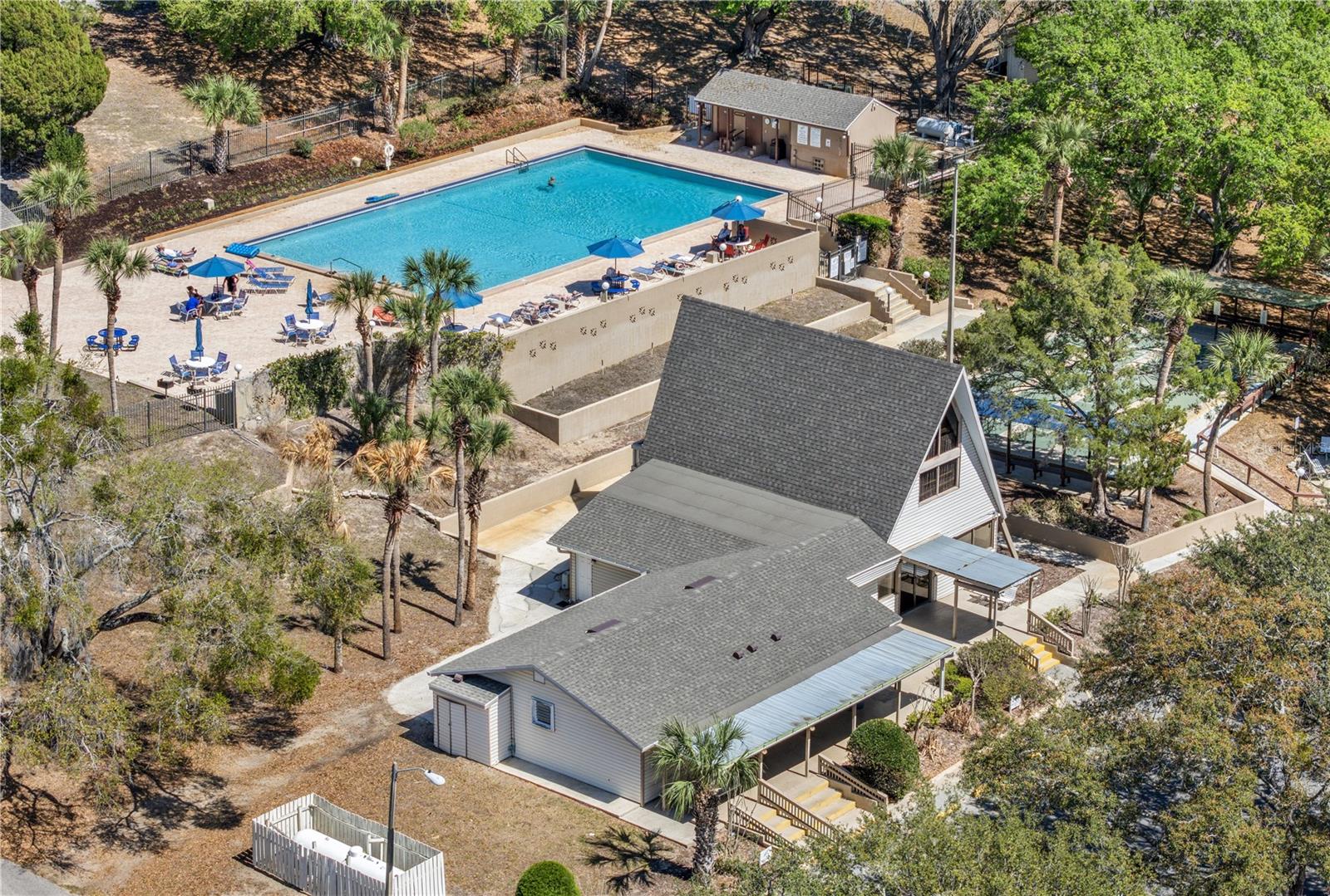 VACATION VILLAGE - Residential