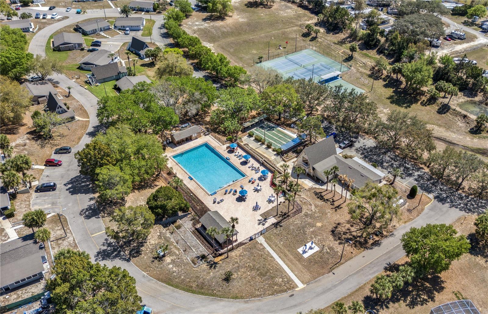 VACATION VILLAGE - Residential