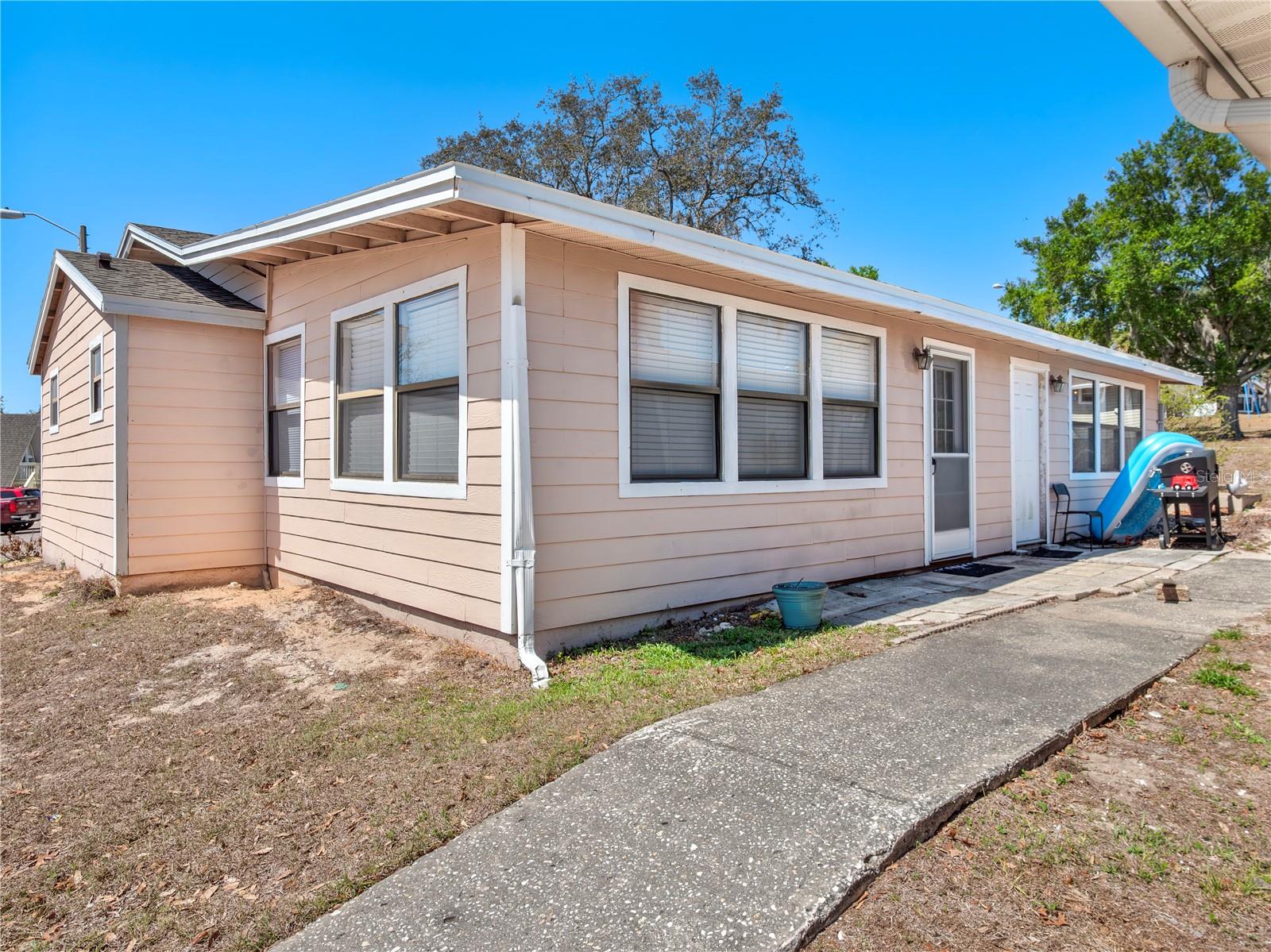 VACATION VILLAGE - Residential