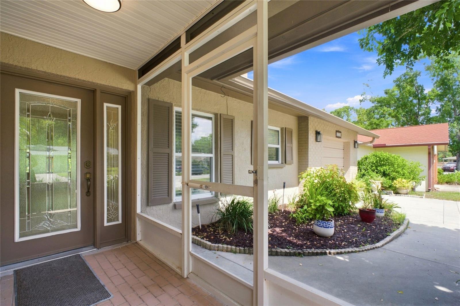 2336 MALCOLM DRIVE