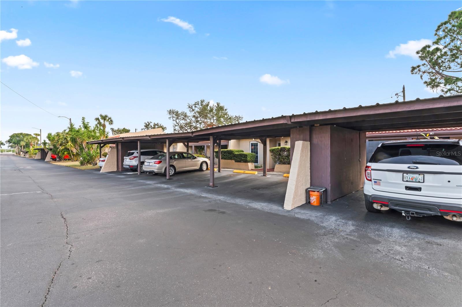 VILLA NUEVA CONDO - Residential