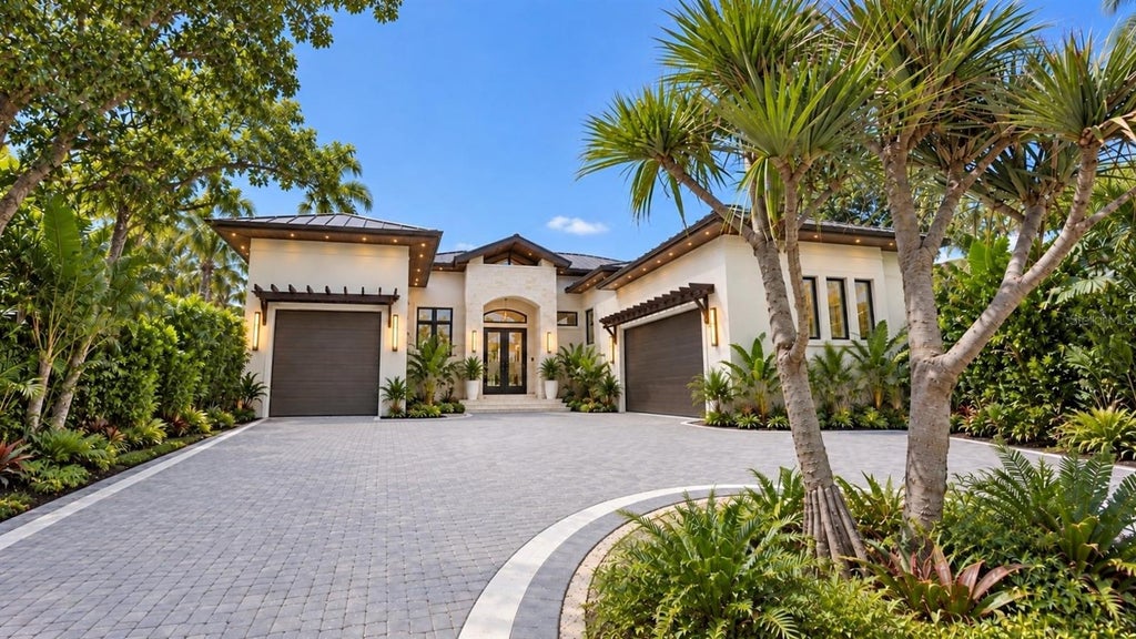 Photo of 838 Norsota Way, Sarasota, FL 34242 (MLS # A4707062)