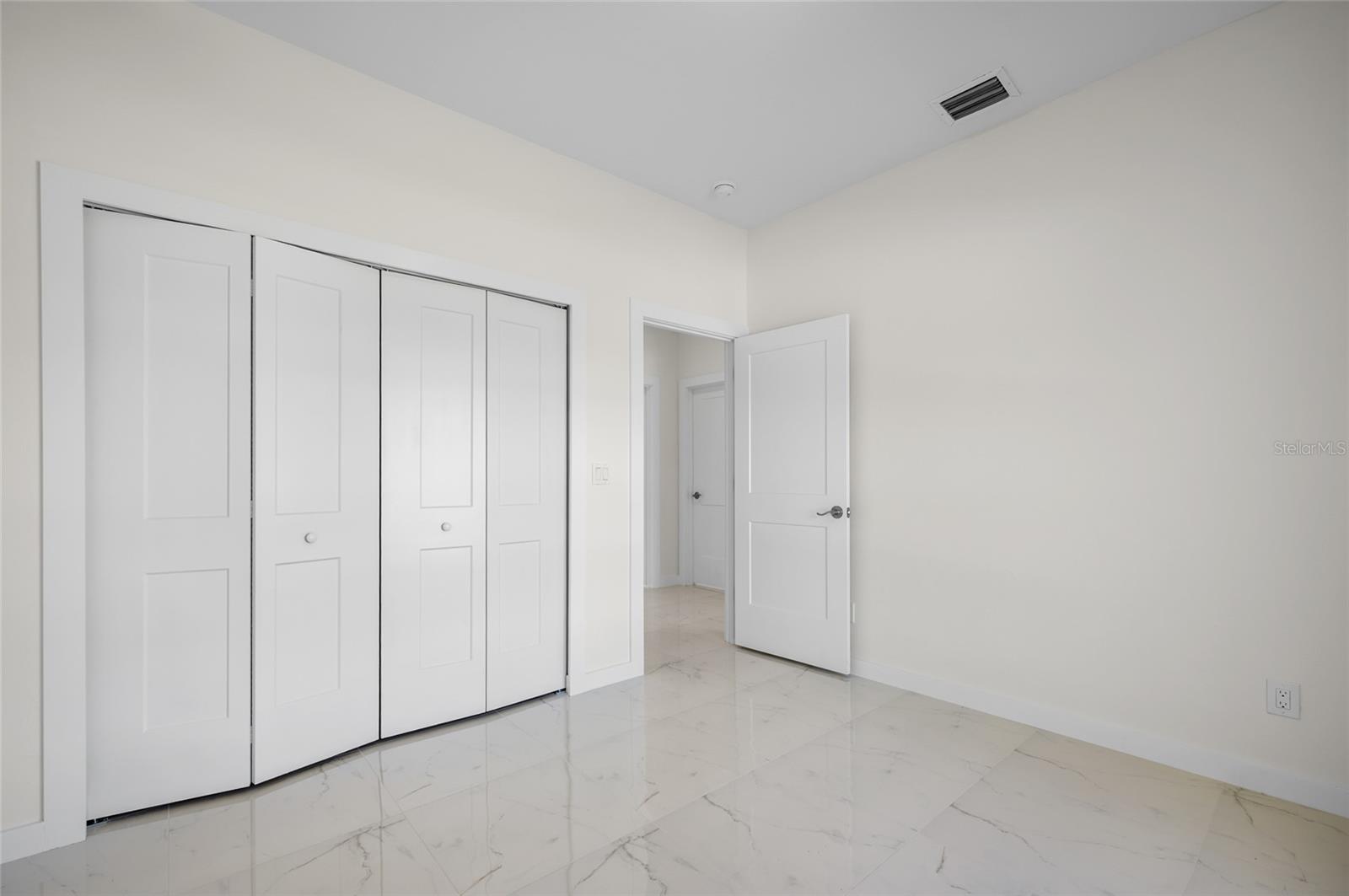 ROTONDA SANDS - Residential Lease