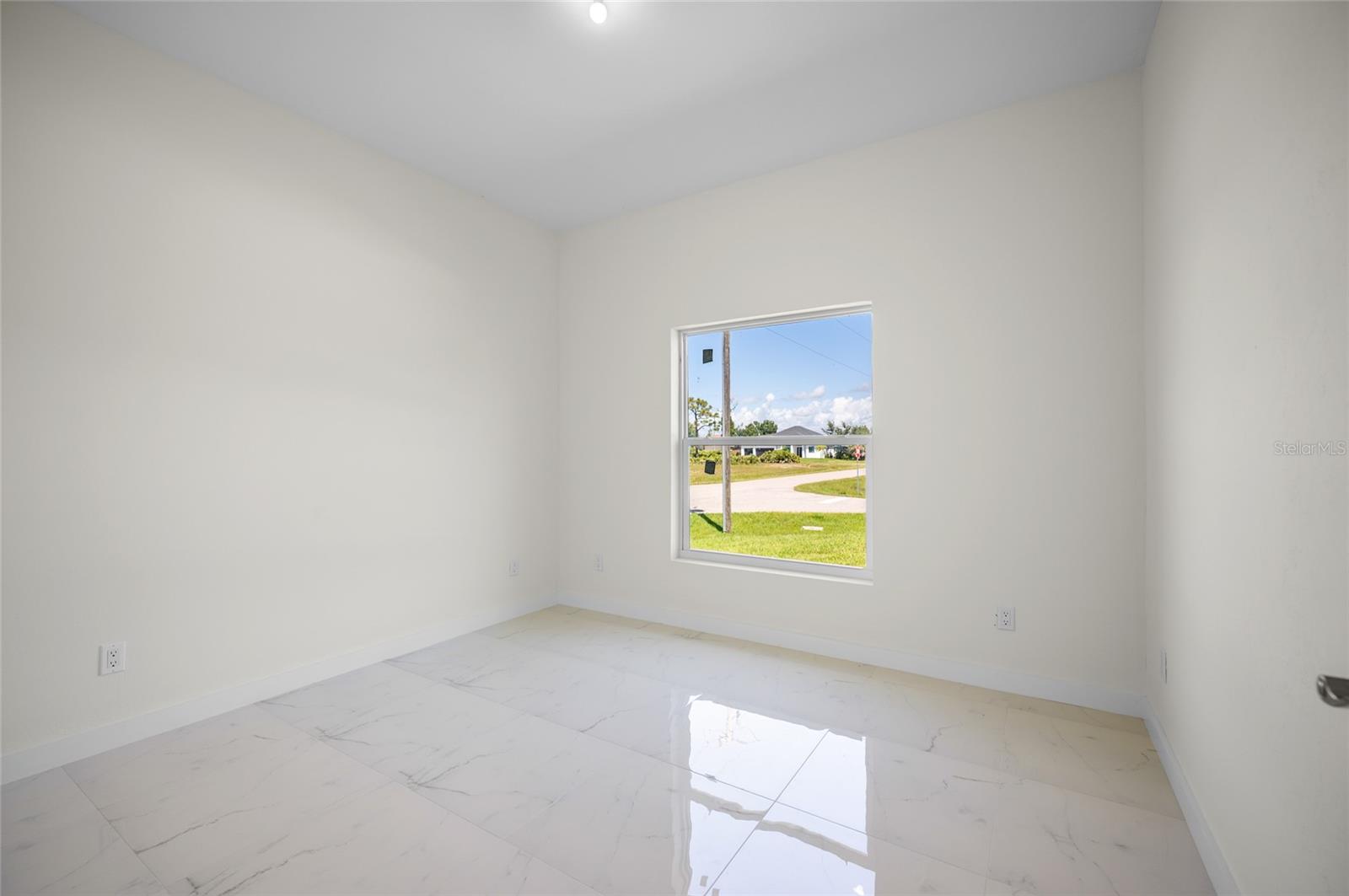 ROTONDA SANDS - Residential Lease