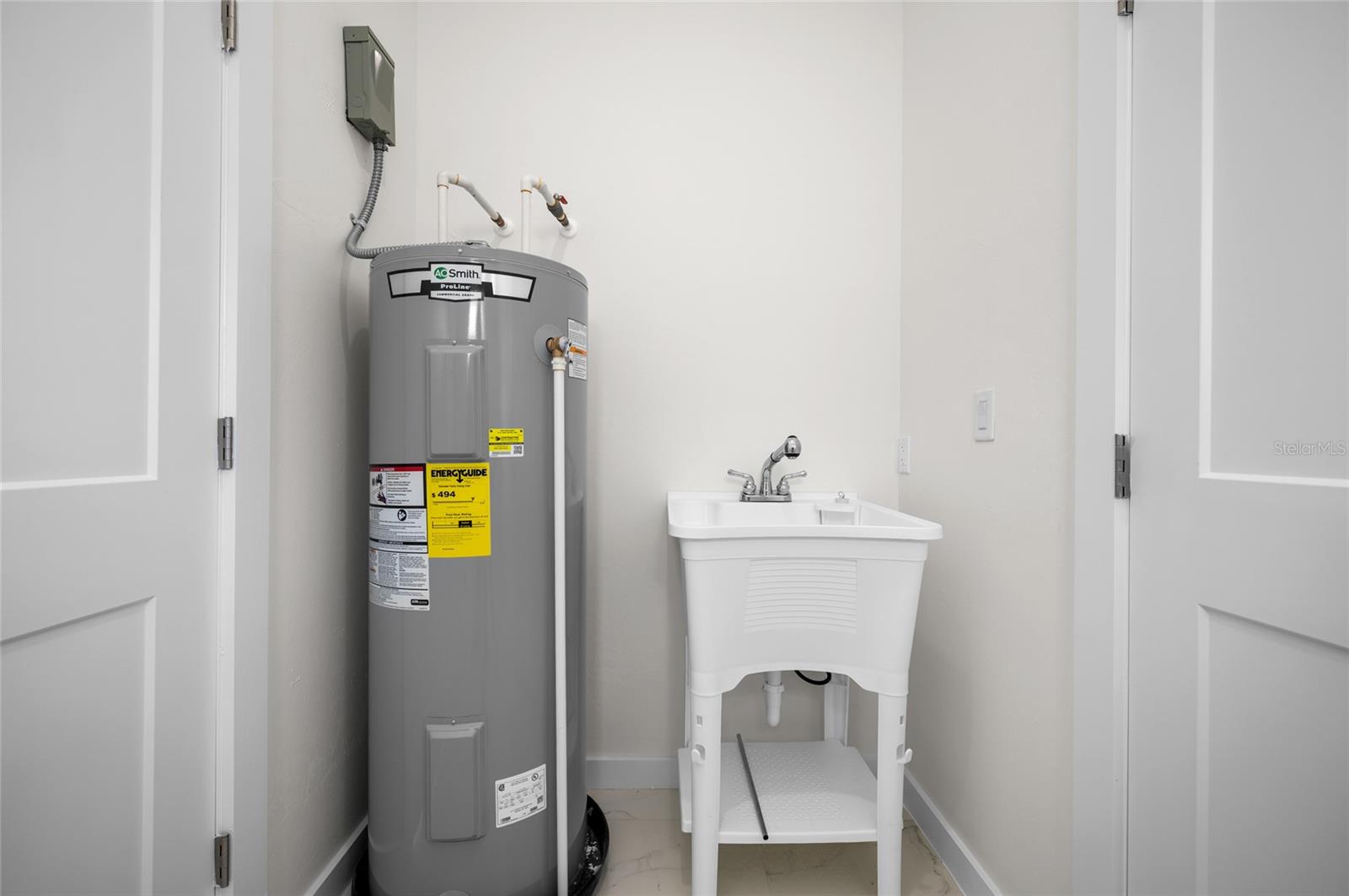 ROTONDA SANDS - Residential Lease