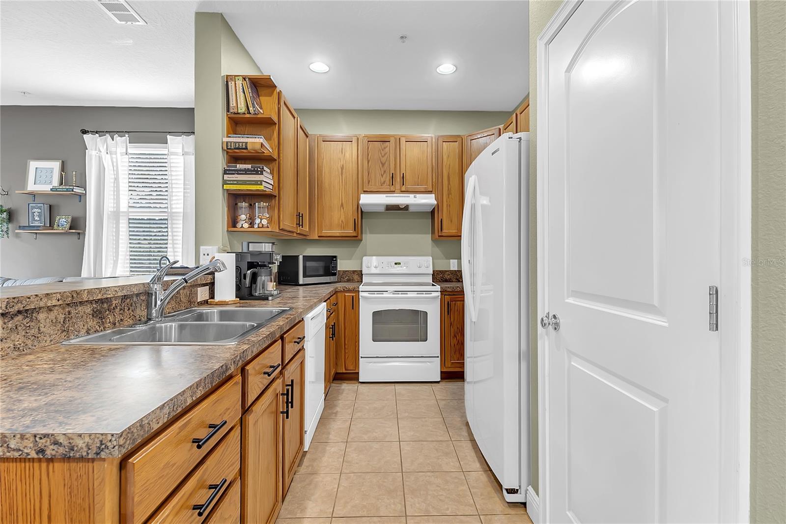 DELANEY COURT - Residential