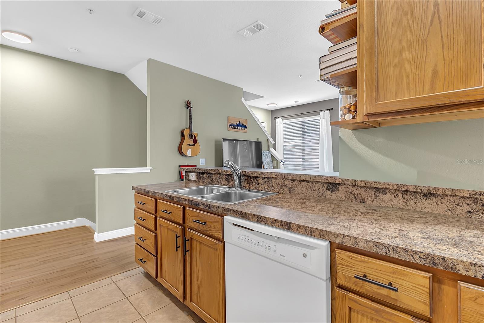 DELANEY COURT - Residential