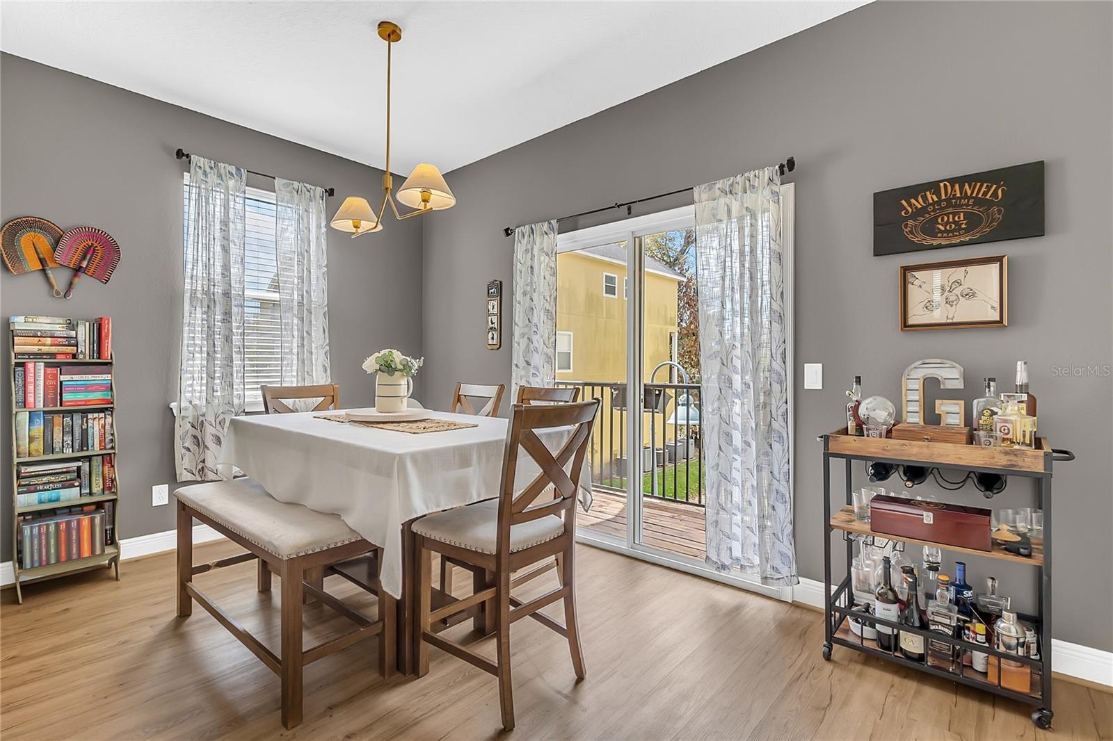 DELANEY COURT - Residential