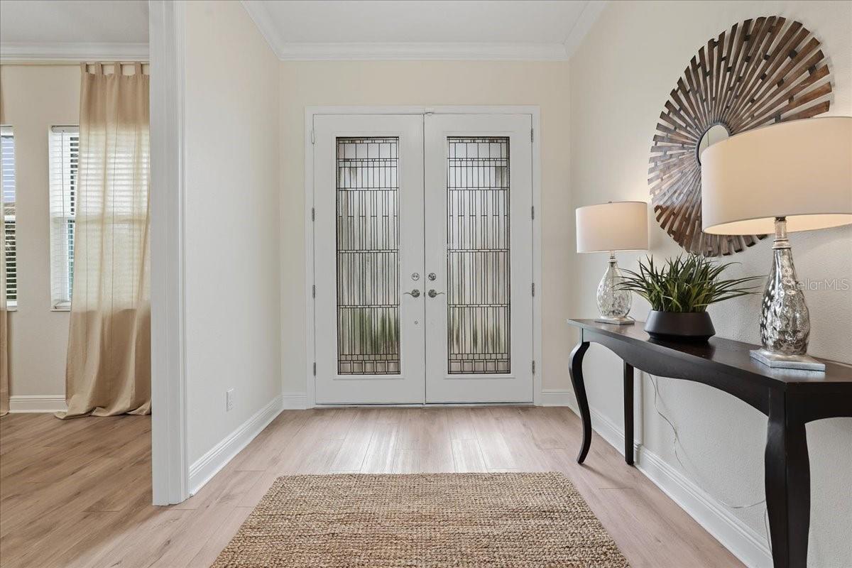 11232 RUSTIC TIMBER LOOP
