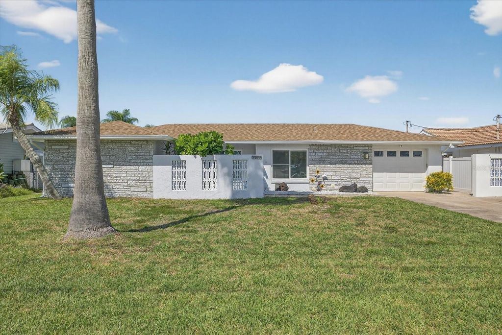 Photo of 3719 Floramar Terrace, New Port Richey, FL 34652 (MLS # W7879389)