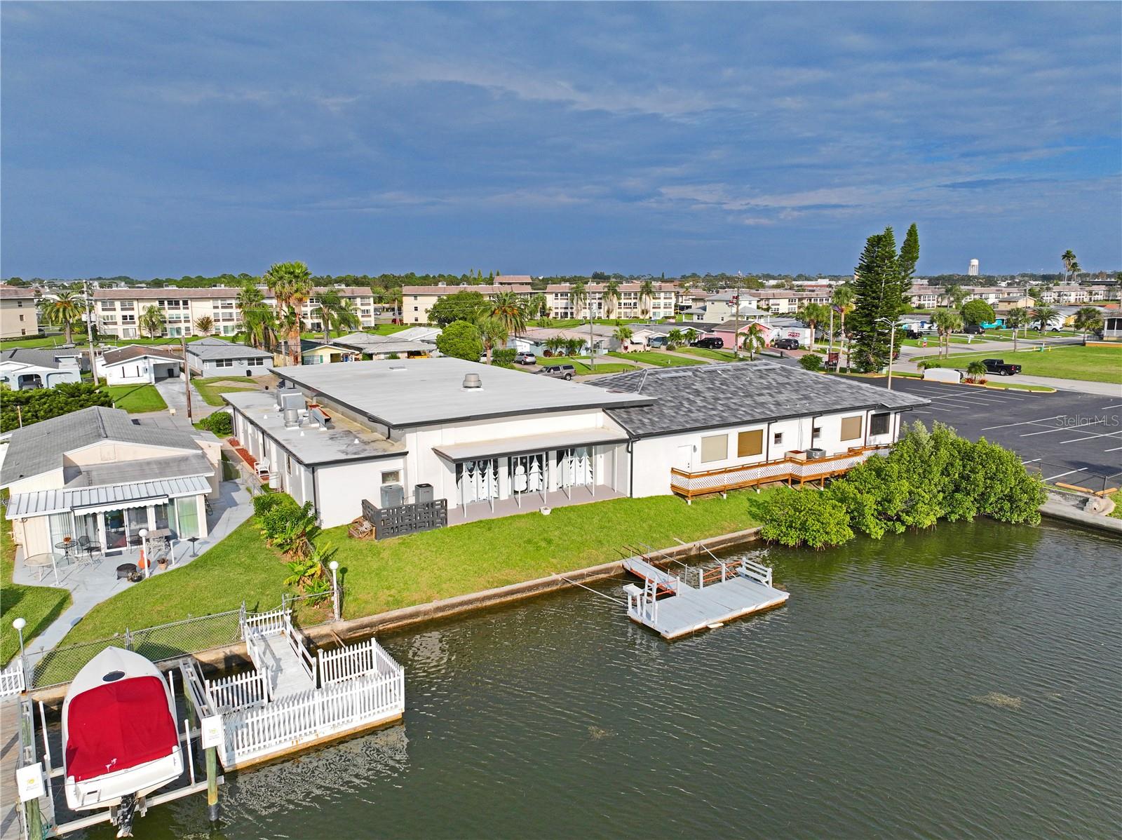 FLOR A MAR - Residential