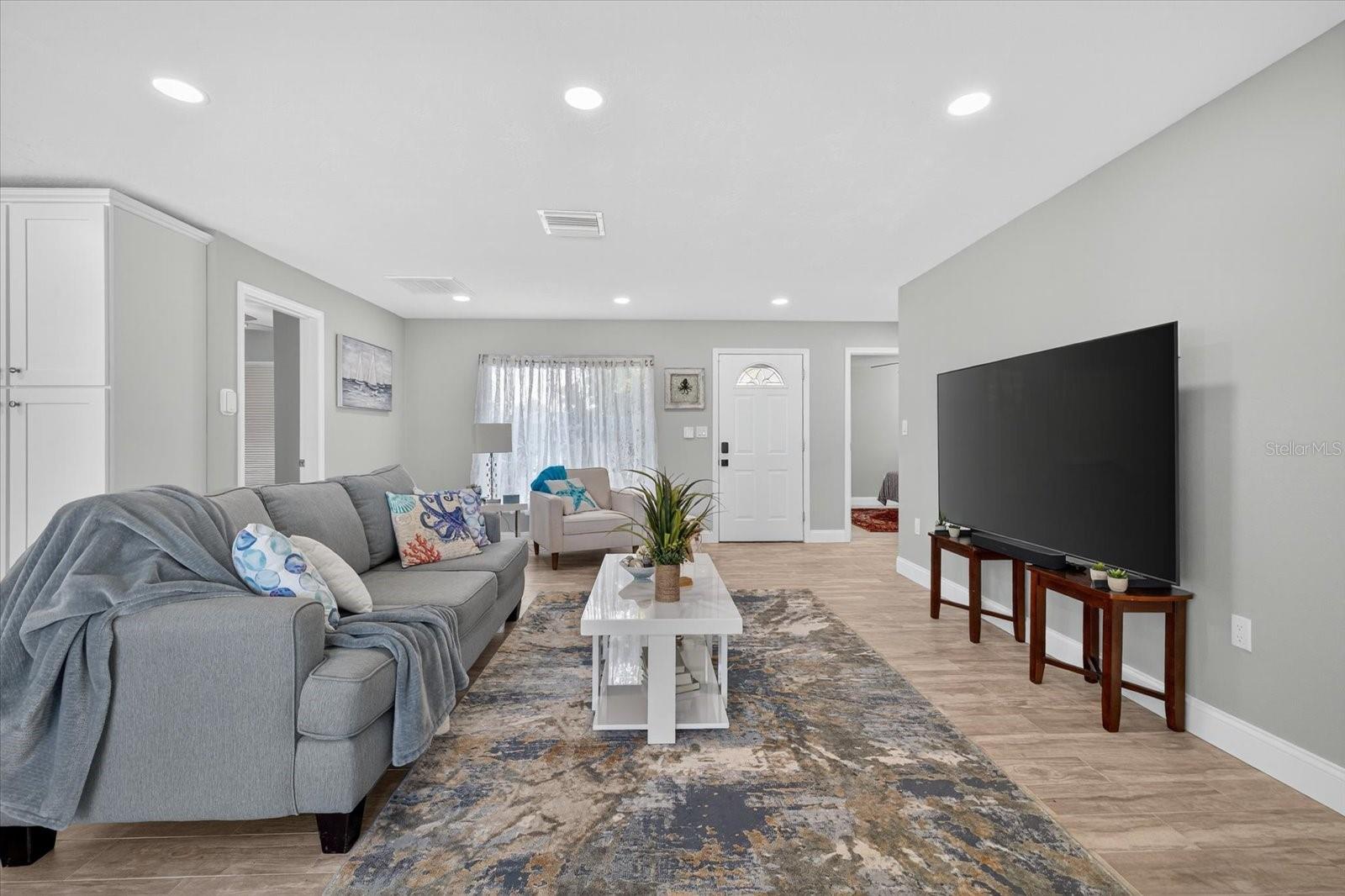 FLOR A MAR - Residential