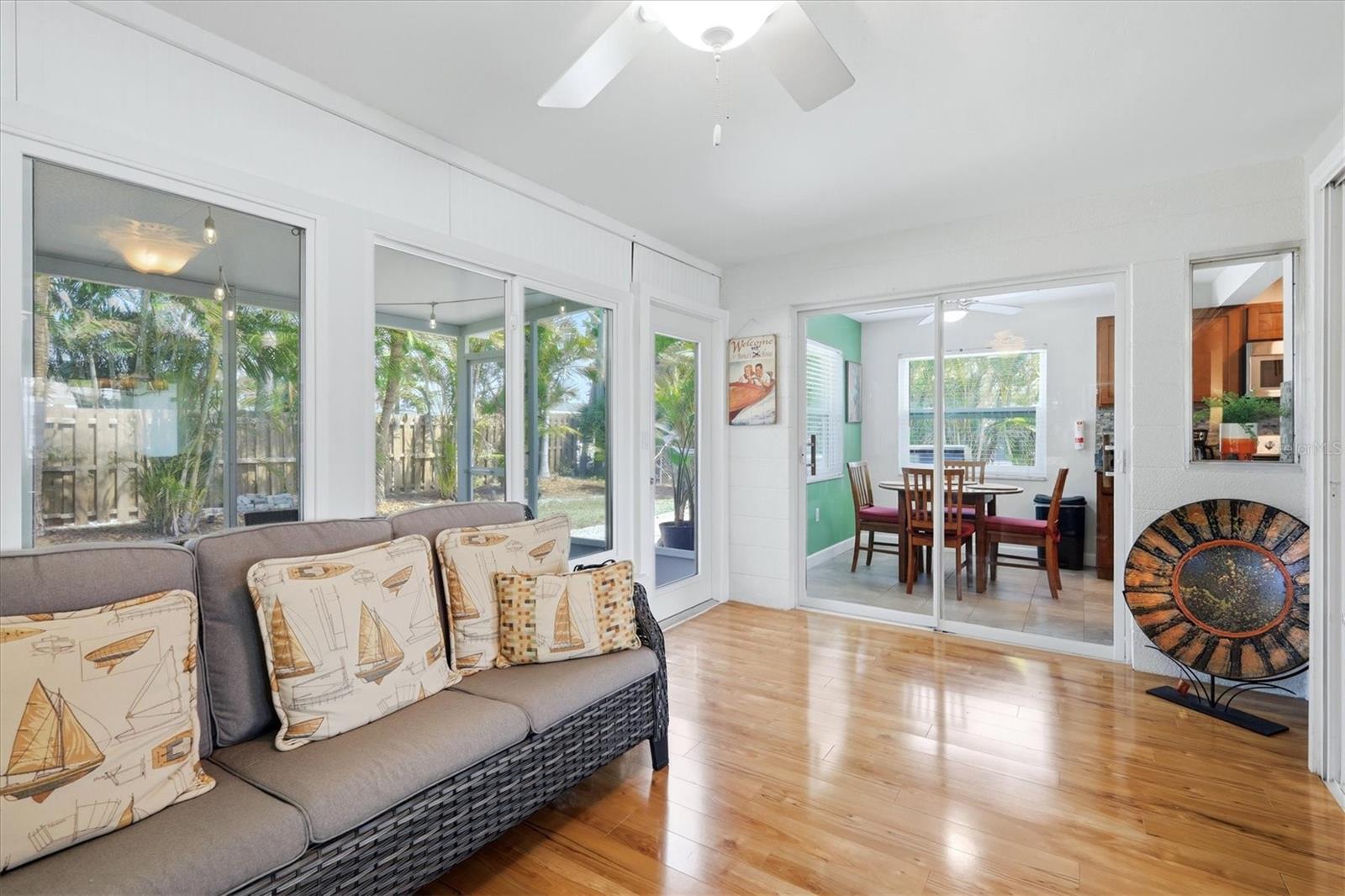 GULF GATE - Residential