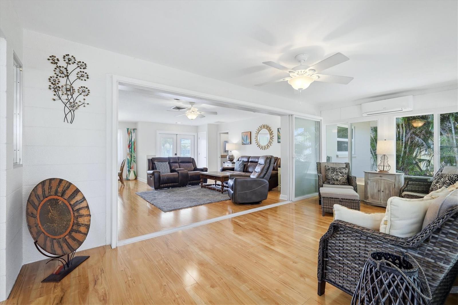 GULF GATE - Residential