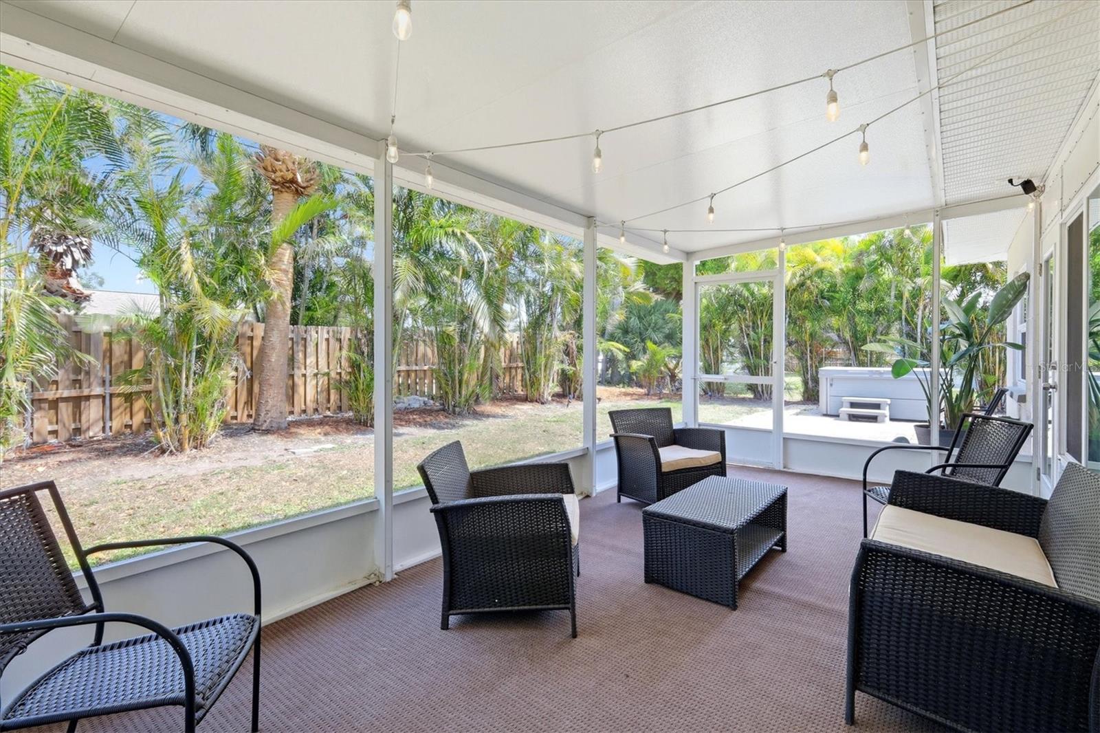 GULF GATE - Residential