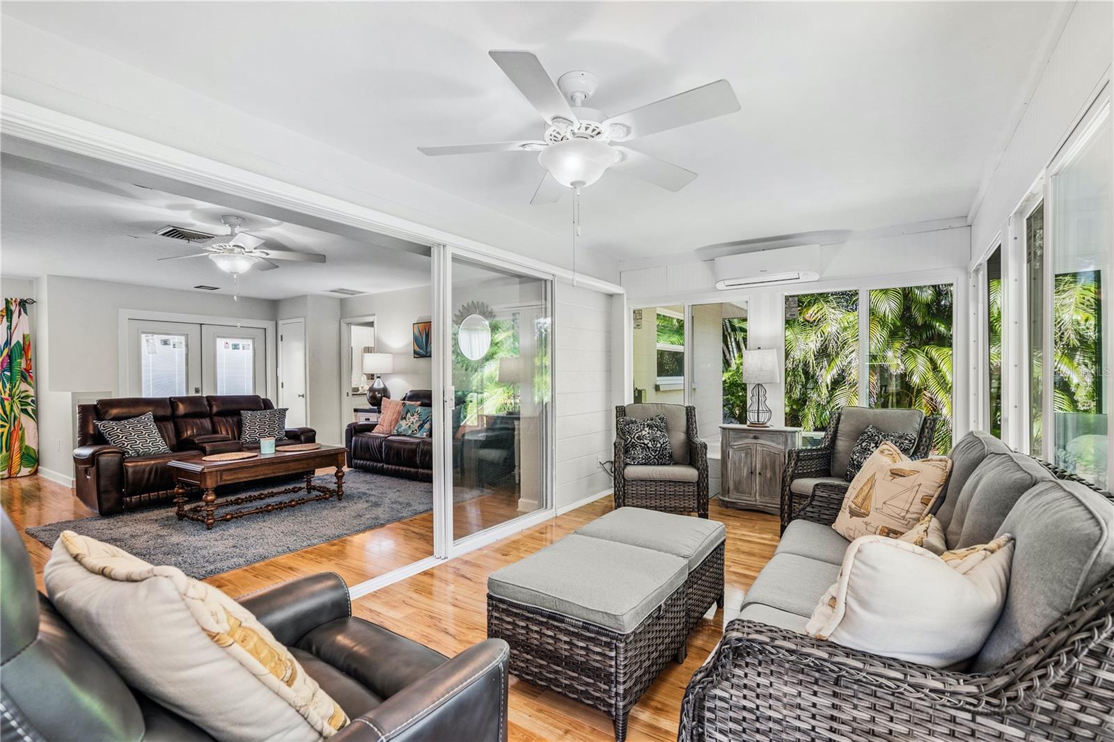 GULF GATE - Residential