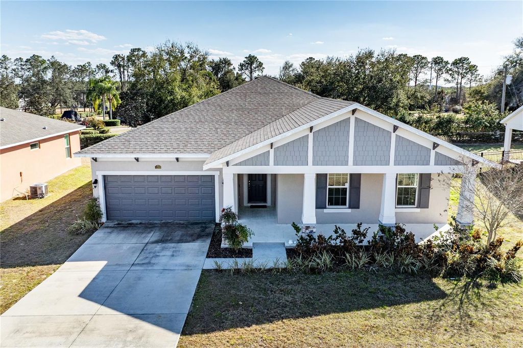Photo of 13343 Lake Yale View Loop, Grand Island, FL 32735 (MLS # G5107892)