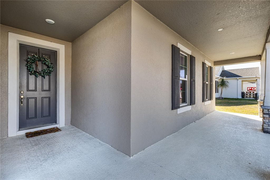 Photo of 13343 Lake Yale View Loop, Grand Island, FL 32735 (MLS # G5107892)