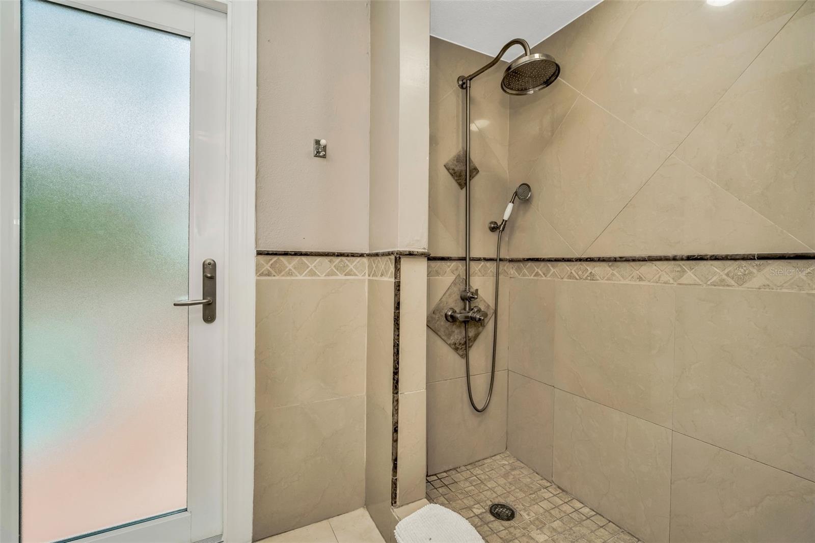 TWIN BRANCH ACRES UNIT FIVE - Residential