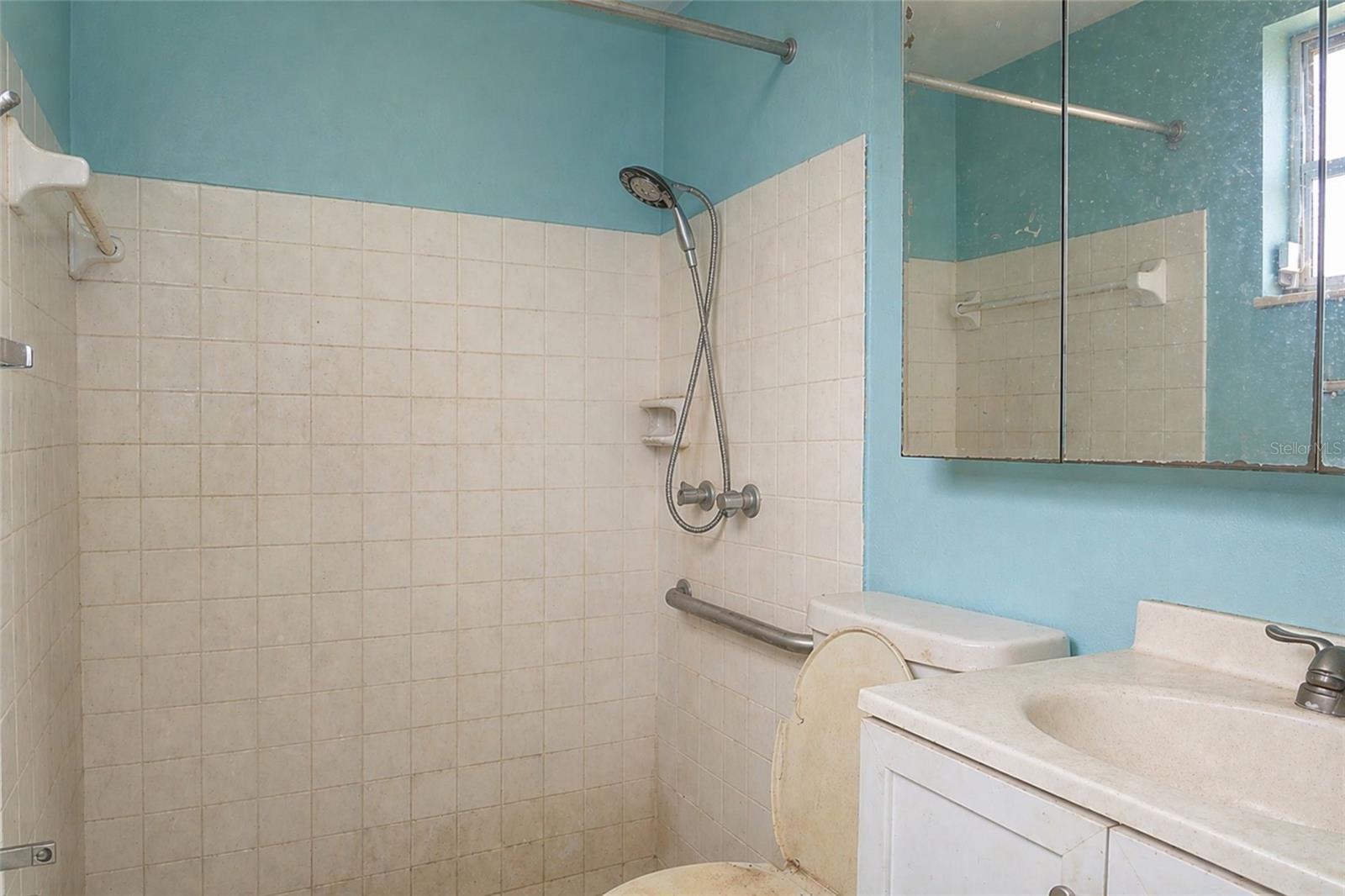 BEACON SQUARE - Residential