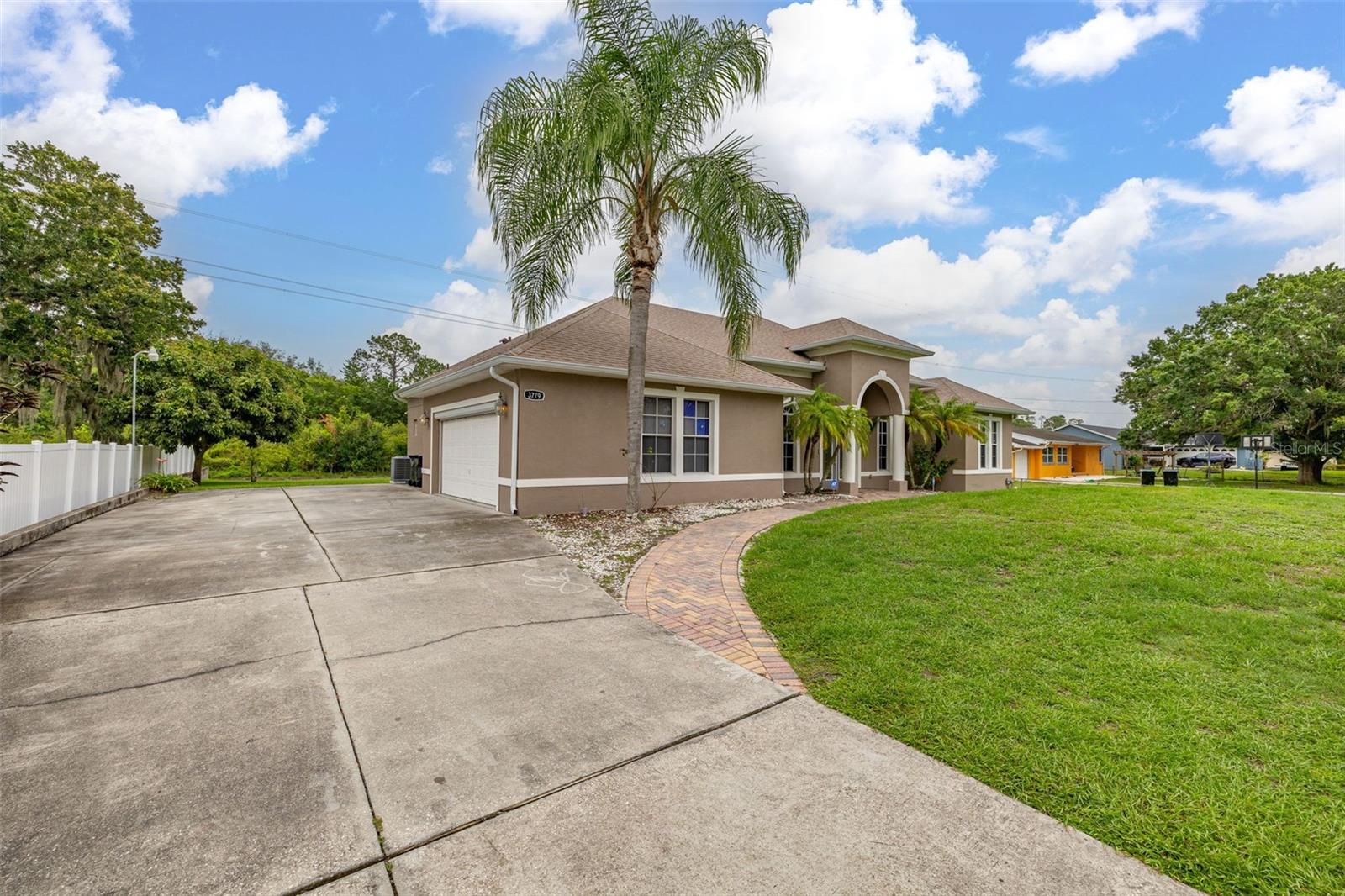3779 N ECONLOCKHATCHEE TRAIL