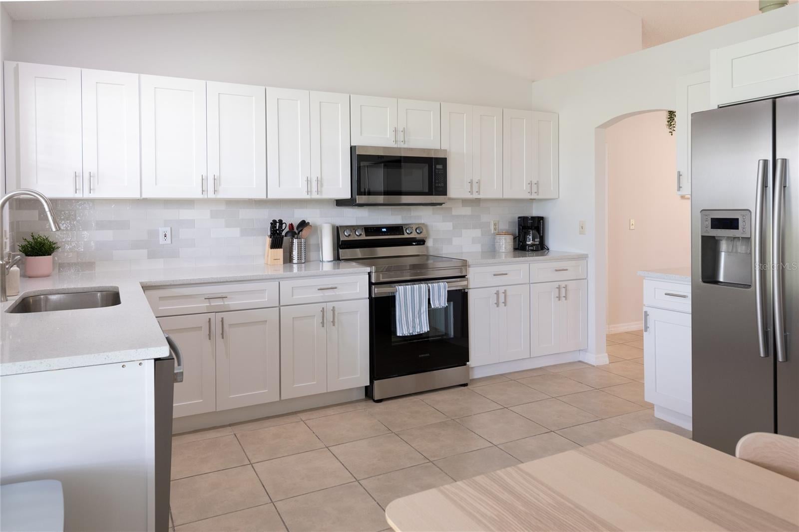 1085 INDIAN RIDGE TRL E